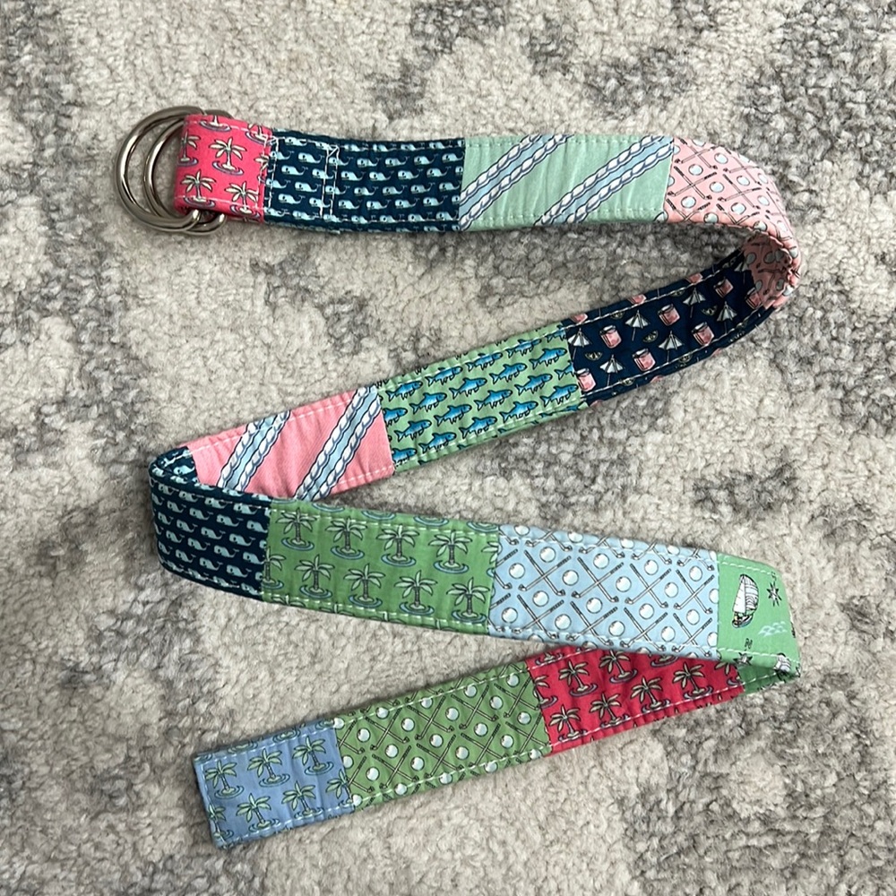 Vineyard Vines belt
